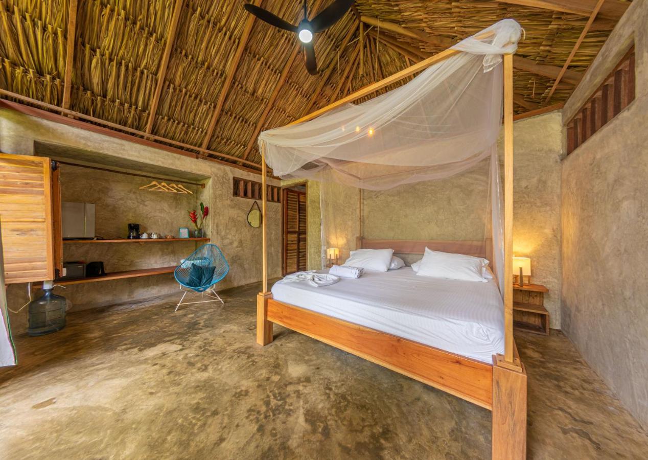 Hotel Casa Chapolin 2*