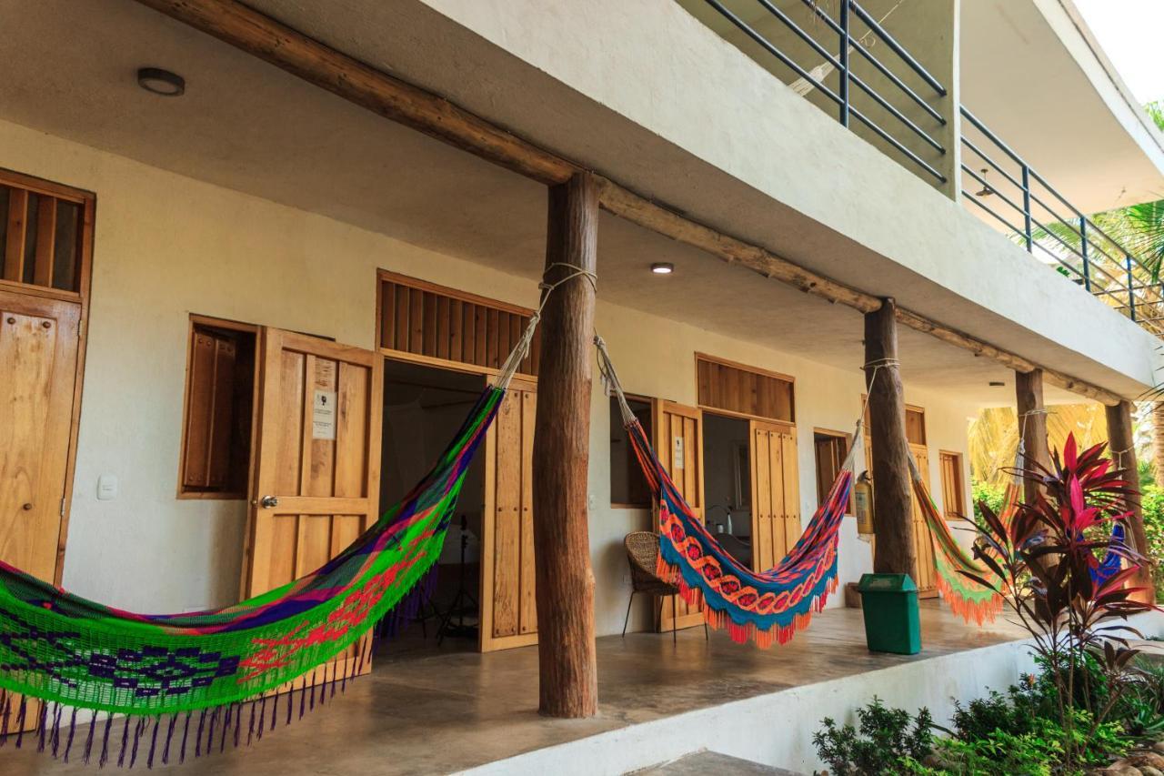 Hotel Casa Chapolin 2*